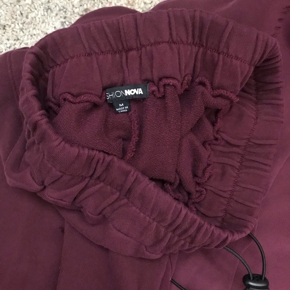 WORN ONCE Fashion Nova Maroon/Burgundy Set - Picture 5 of 8